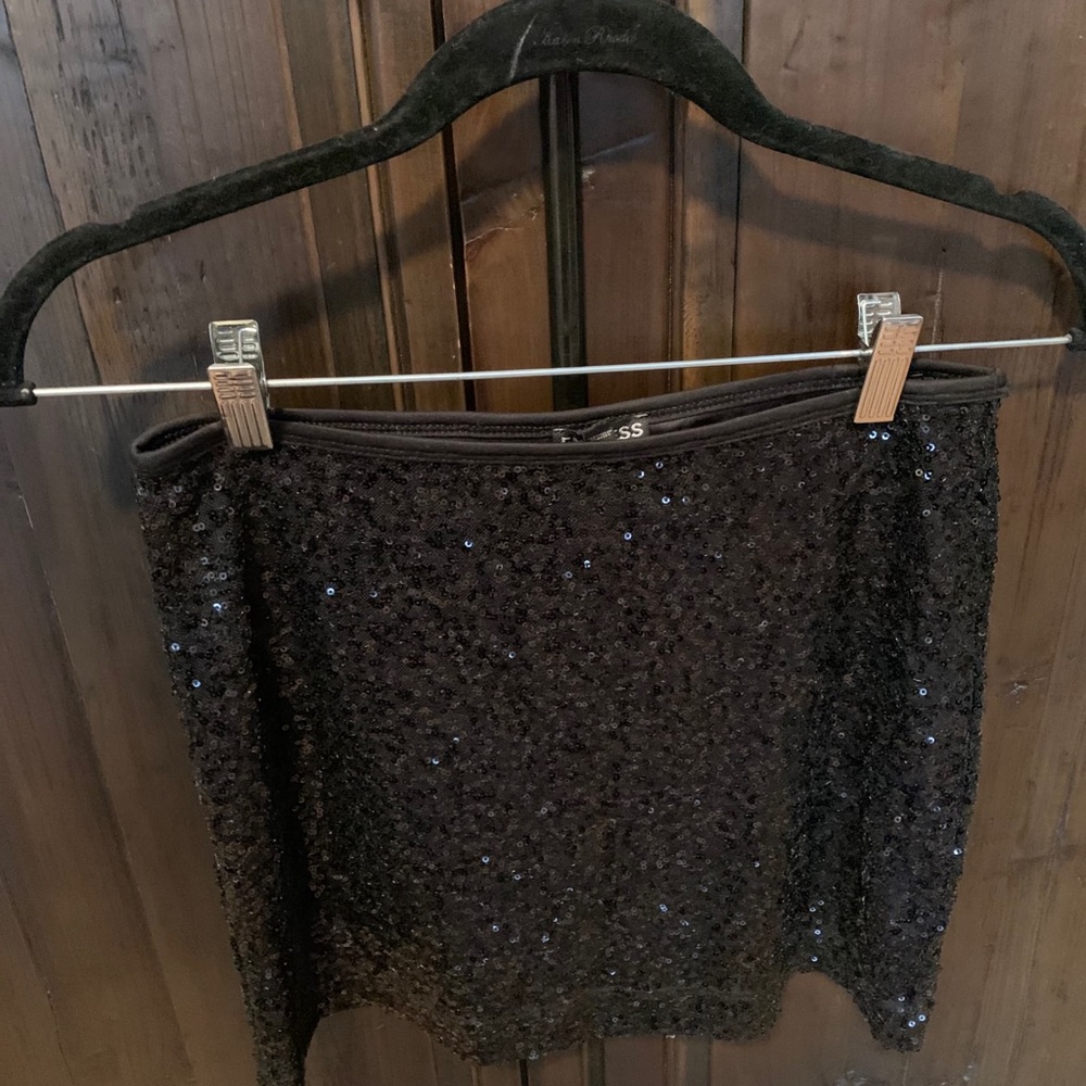 Sparkly black express skirt - Picture 6 of 6